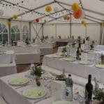 Herrliches Hochzeit Catering im Garten in Ettlingen